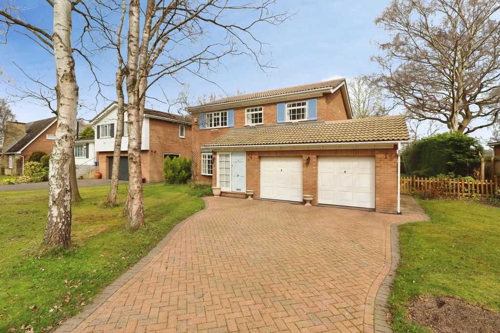 Property photo 1 of 19