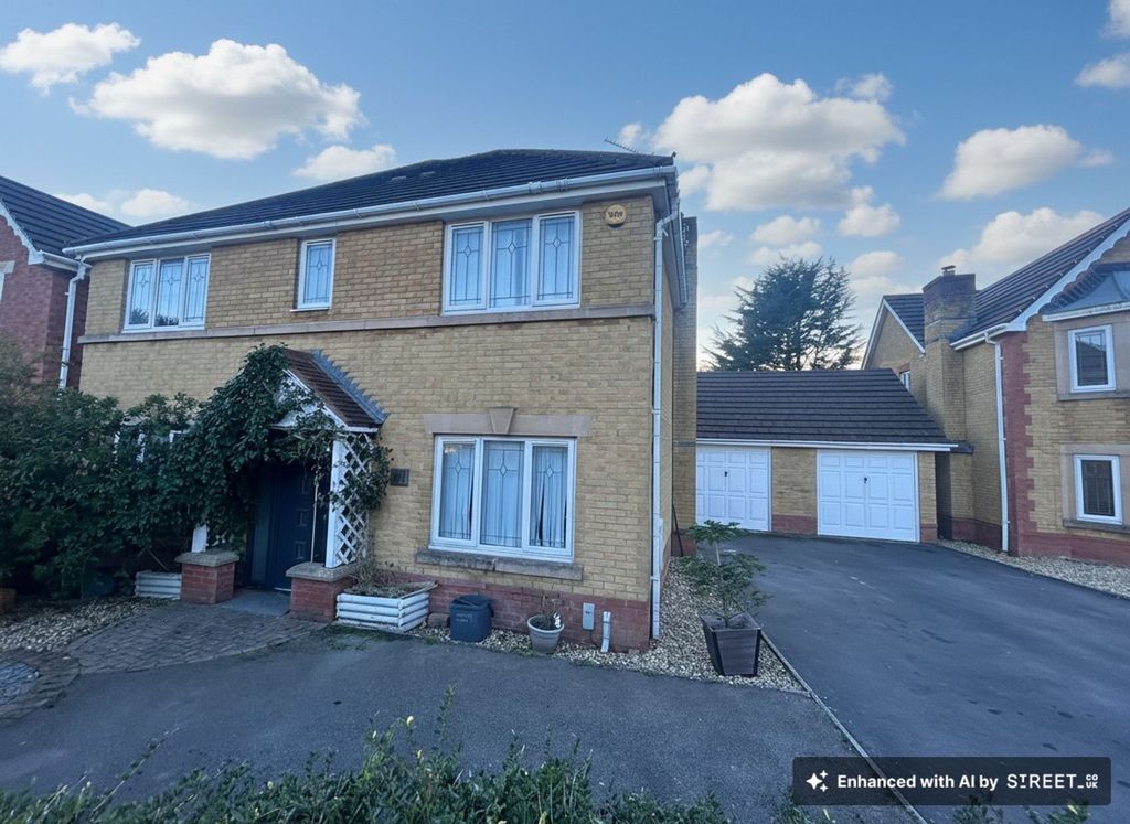 Property photo 1 of 30