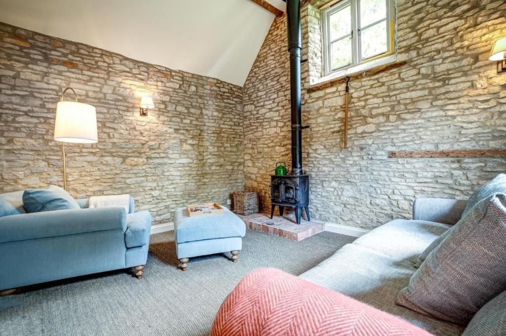 Property photo 3 of 10 Internal