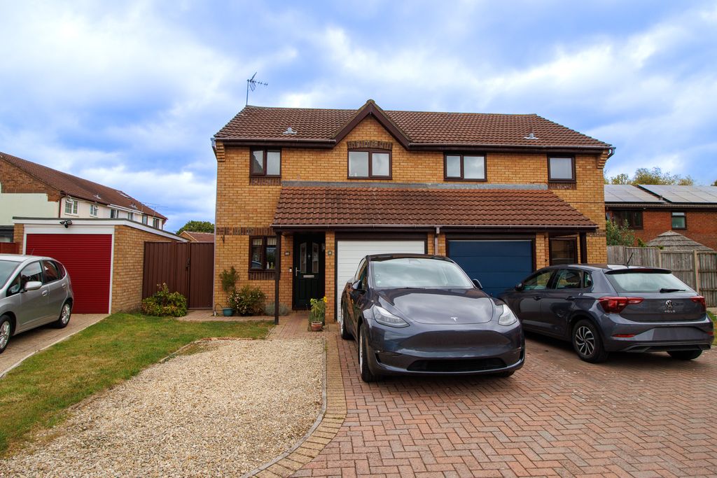 Property photo 2 of 16 Img_8362