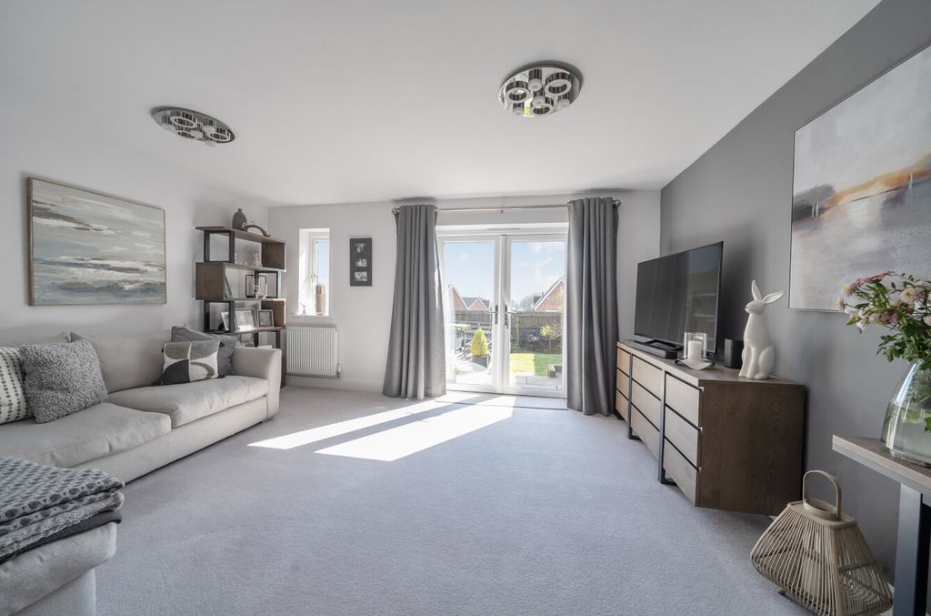 Property photo 2 of 26 1431795-22-69Bbf7...