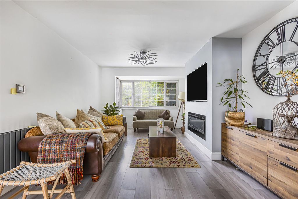 Property photo 2 of 28 50_65510.Jpg