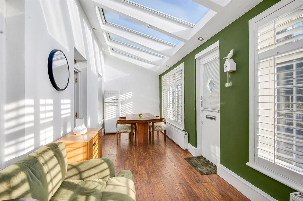 Property photo 2 of 18 Picture No. 08