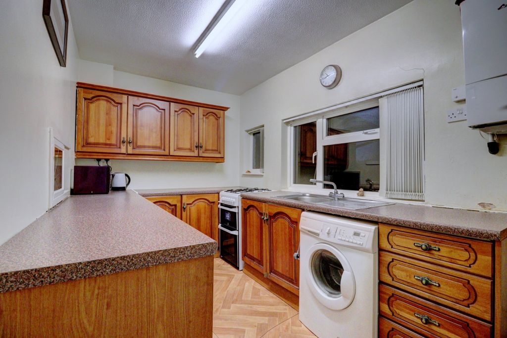 Property photo 3 of 11 Picture No. 05