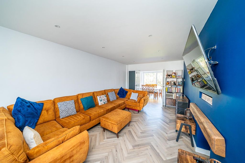 Property photo 2 of 42 Webbs-25.Jpg