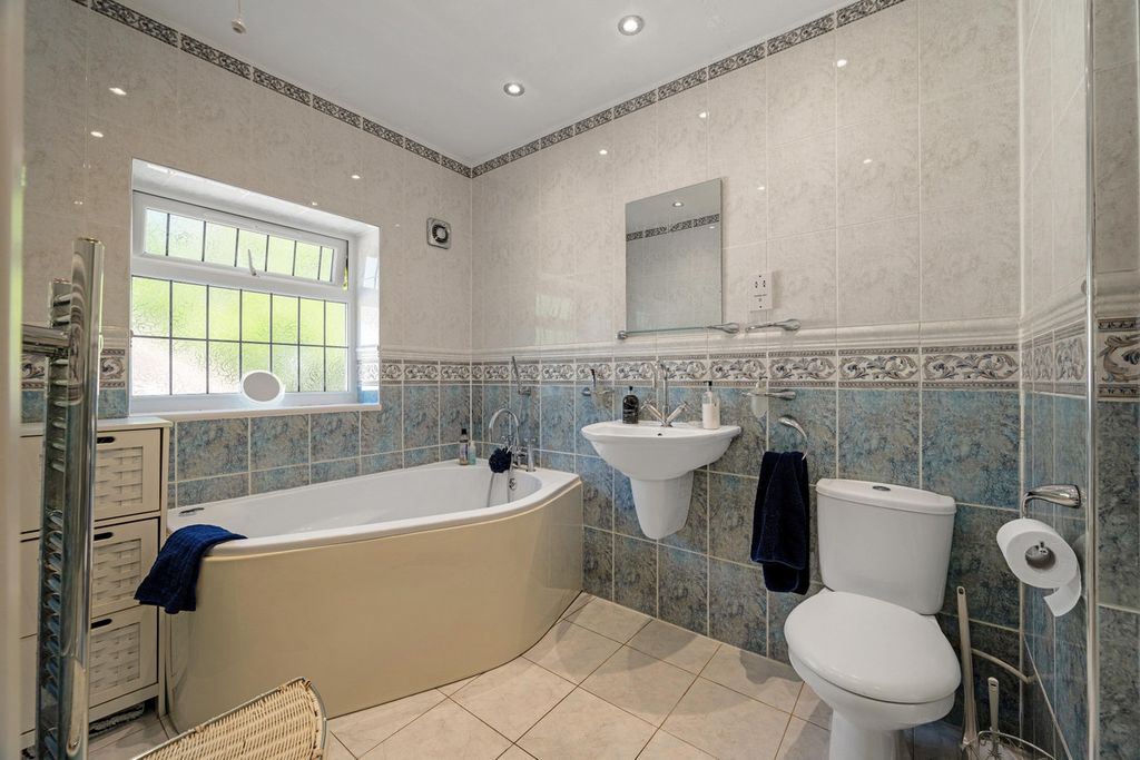 Additional image 24 of 6 bed detached house for saleCherry Pit Lane, Beoley, Worcestershire B98