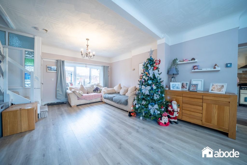 Property photo 3 of 23 Dsc01625-Hdr.Jpg