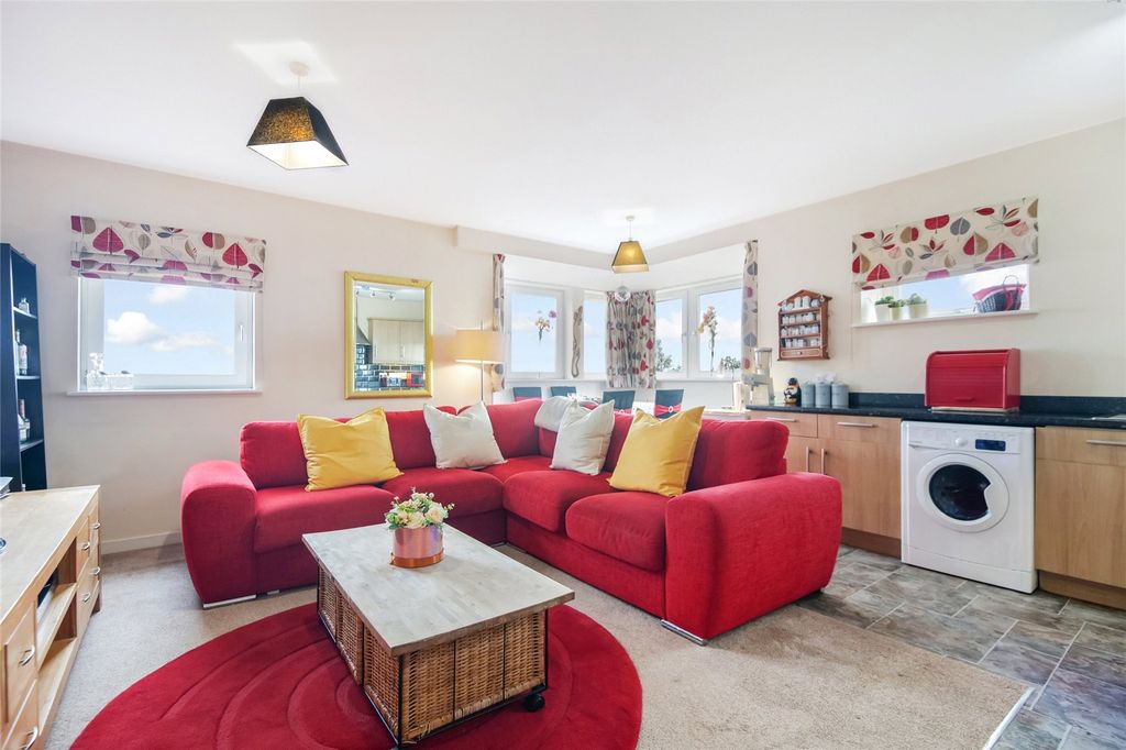 Property photo 3 of 16 Picture No. 04