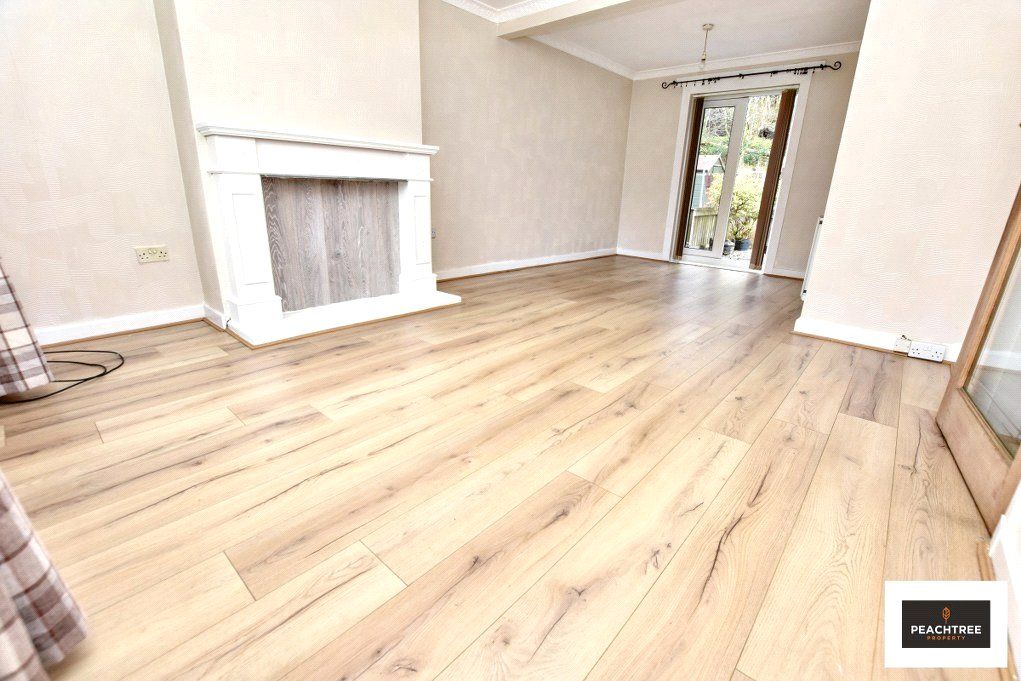 Property photo 2 of 21 Picture No. 15