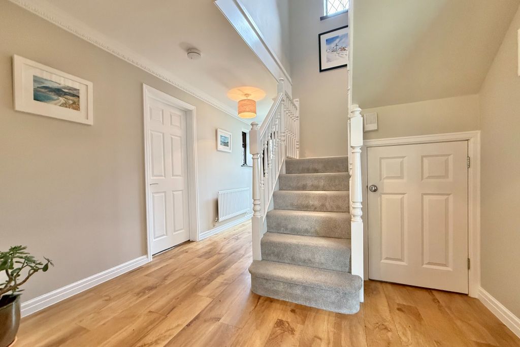Property photo 3 of 24