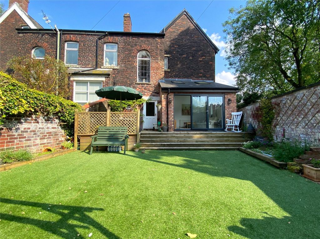 Property photo 2 of 47 Picture No. 31