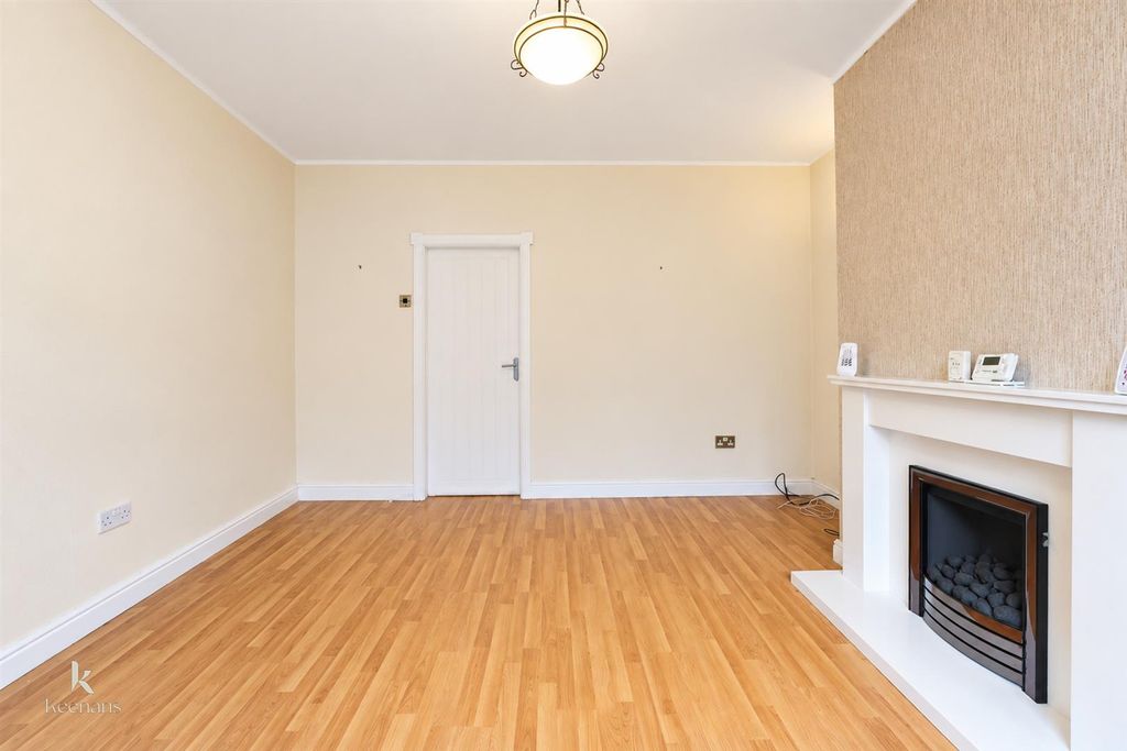 Property photo 3 of 15 --01.Jpg