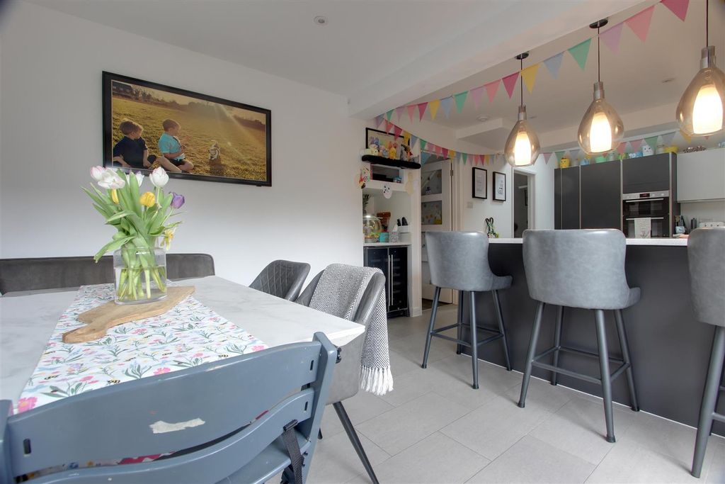 Property photo 2 of 18 Img_3272-Img_3274.Jpg