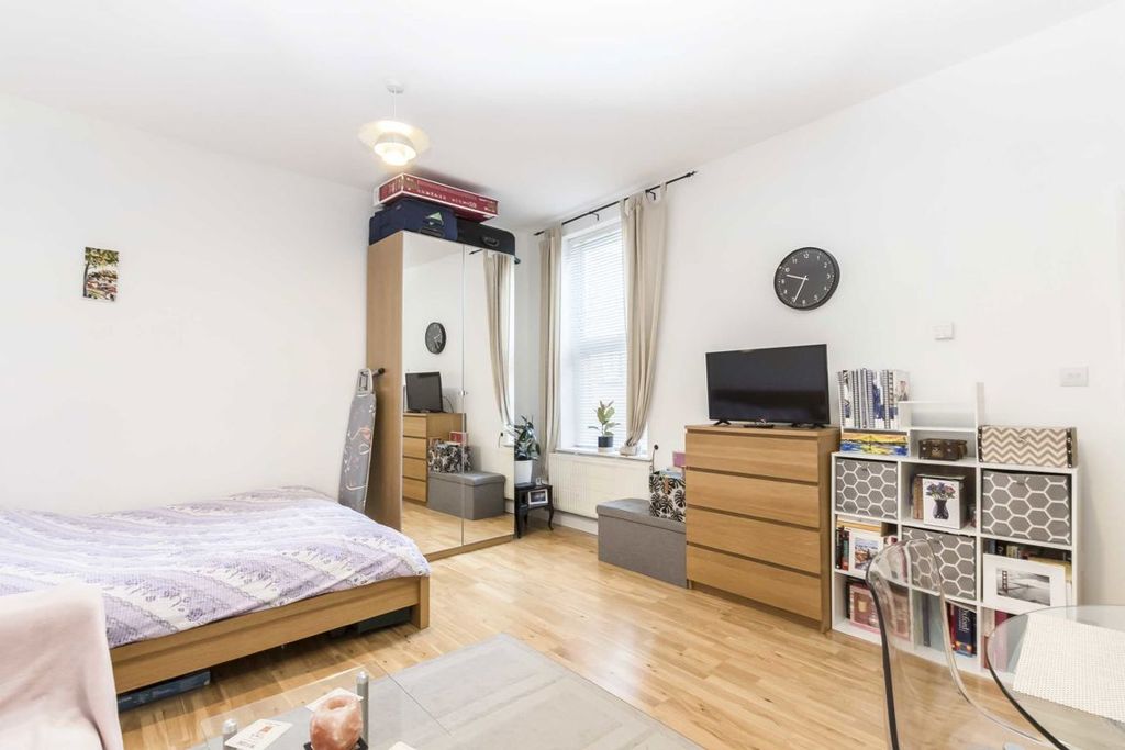 Property photo 2 of 4