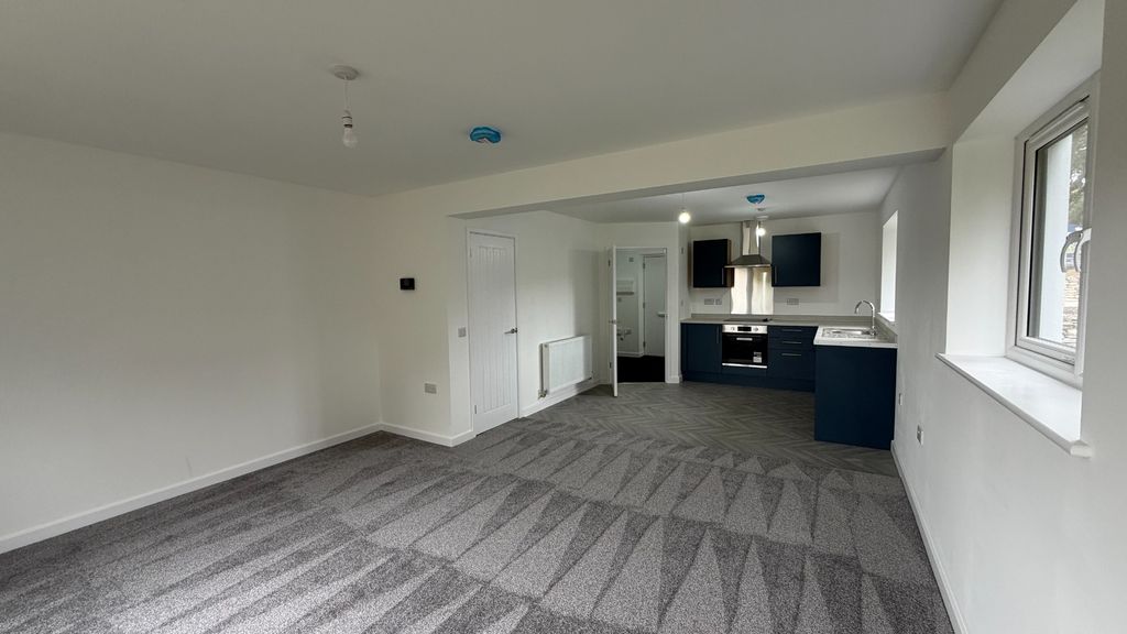 Property photo 2 of 9 5542971