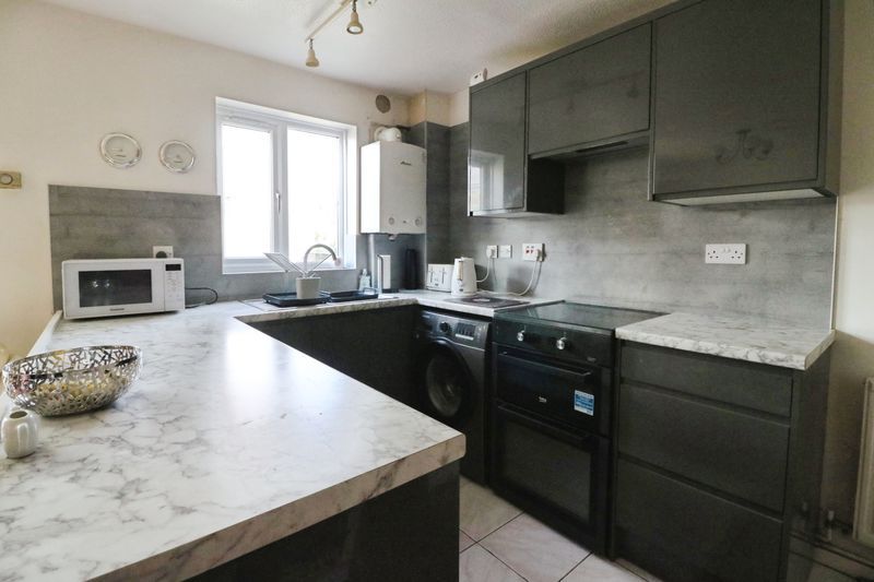 Property photo 3 of 14 Photo 2