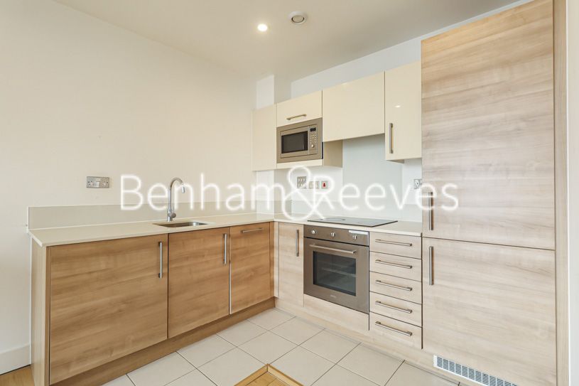 Property photo 2 of 12
