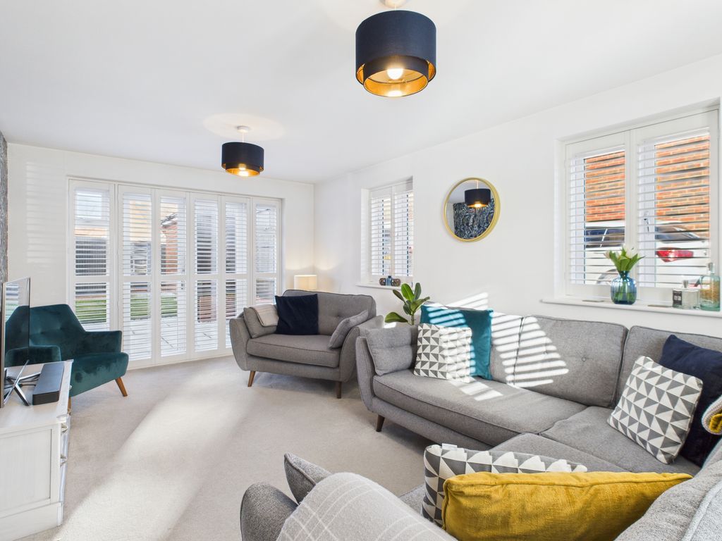 Property photo 2 of 17