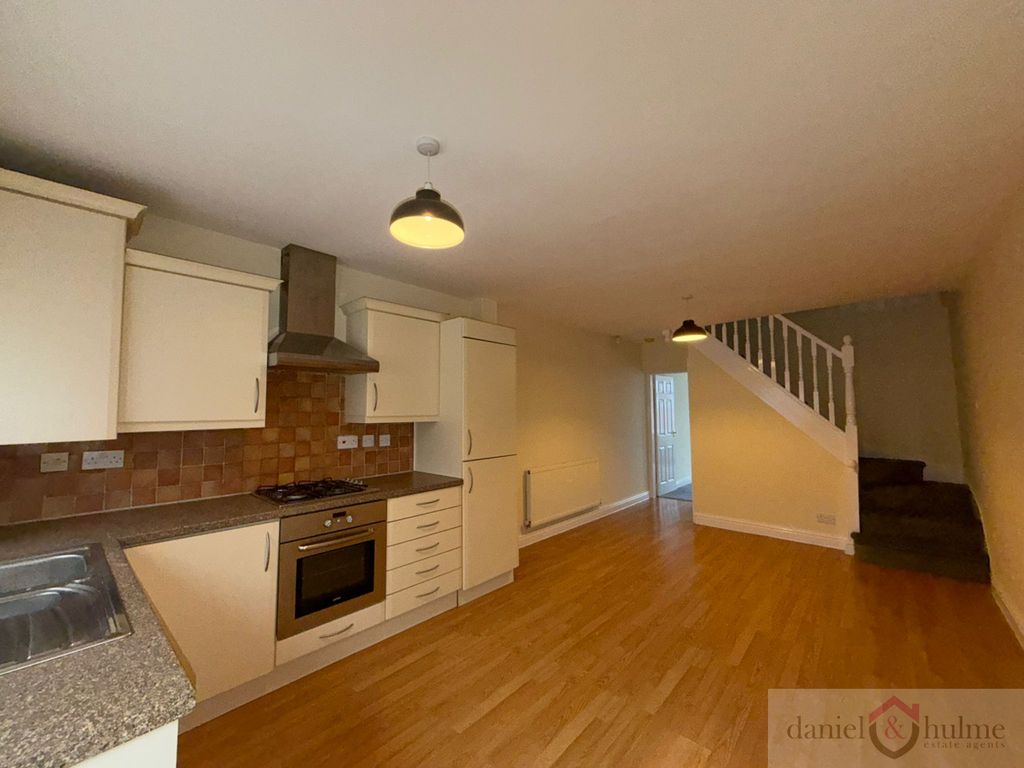 Property photo 2 of 23 8c1709B8-2166-4219-8d43-E350Fa7d715B - Copy