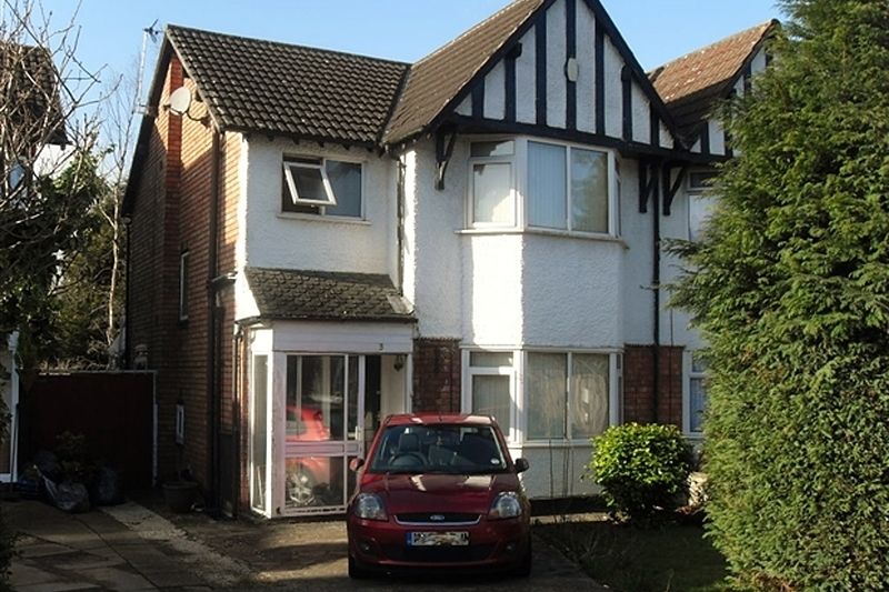 Property photo 3 of 4