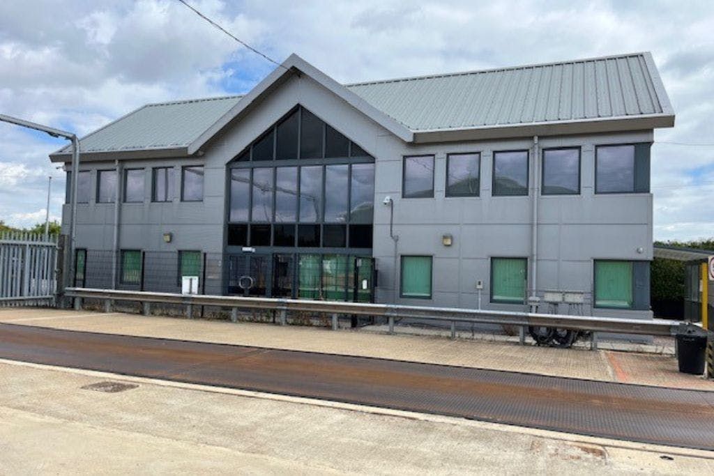 Property photo 2 of 8 1.Jpg