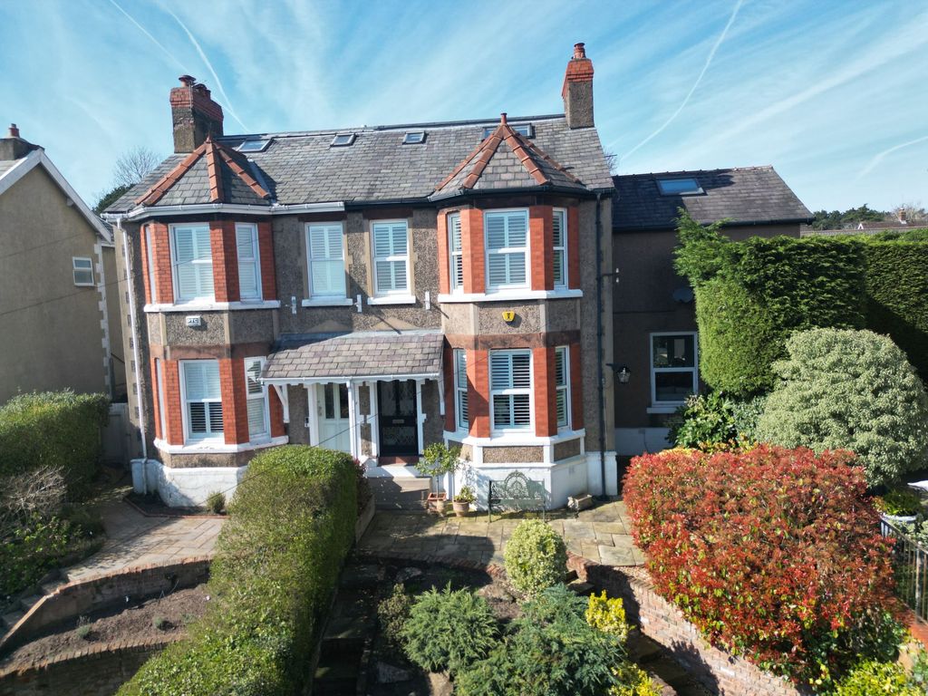 Property photo 1 of 47