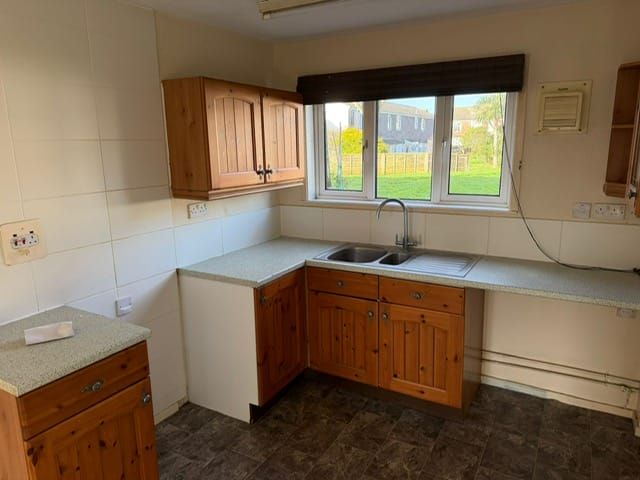 Property photo 2 of 3