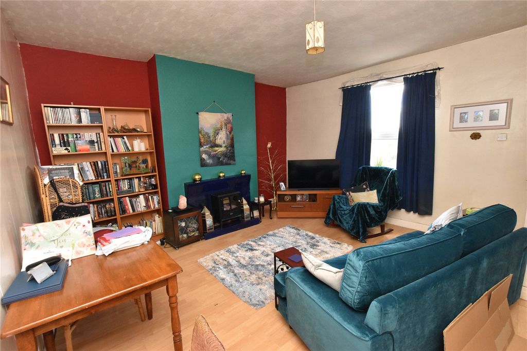 Property photo 2 of 11 Picture No. 02