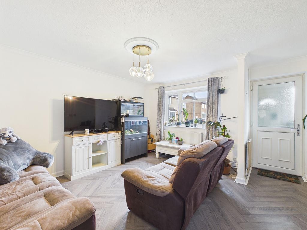 Property photo 2 of 14 Lounge