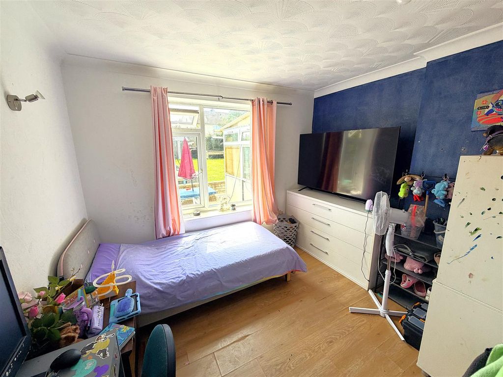 Property photo 2 of 13 Img_5021.Jpg