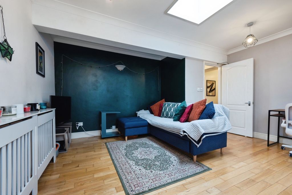 Property photo 1 of 9 4331c103-7855-F111-Bec7-7c1E521E239B