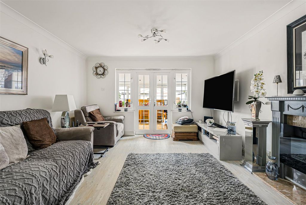 Property photo 2 of 39 36_74380.Jpg