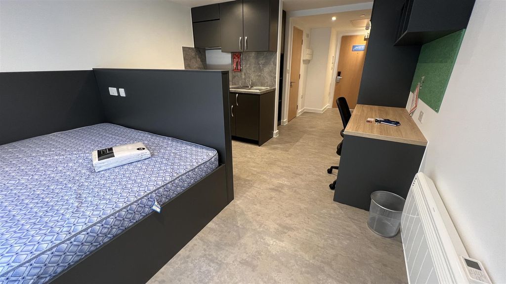 Property photo 2 of 13 20220916_113840592_Ios.Jpg