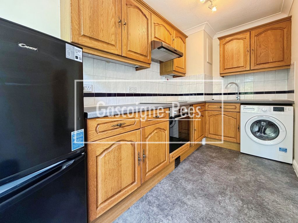 Property photo 3 of 7