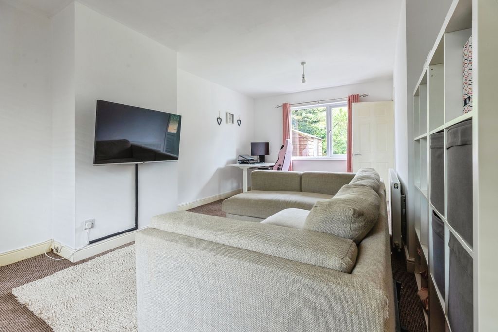 Property photo 3 of 13 Pbox-Img.Jpg