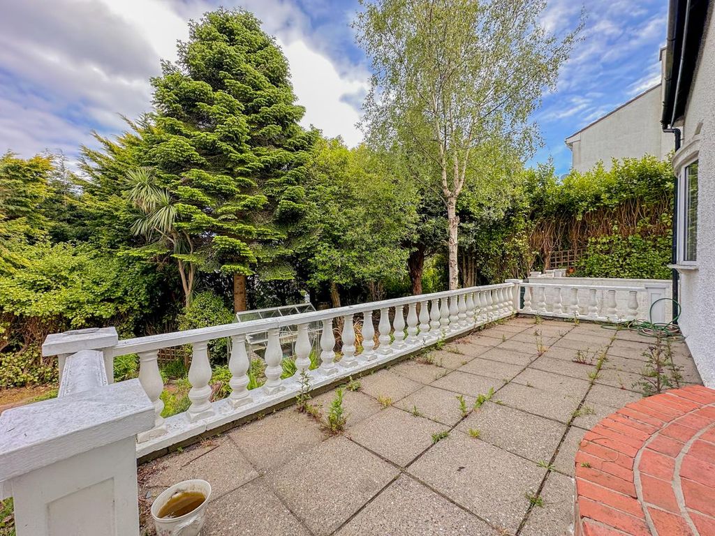 Property photo 3 of 27 2.Jpg