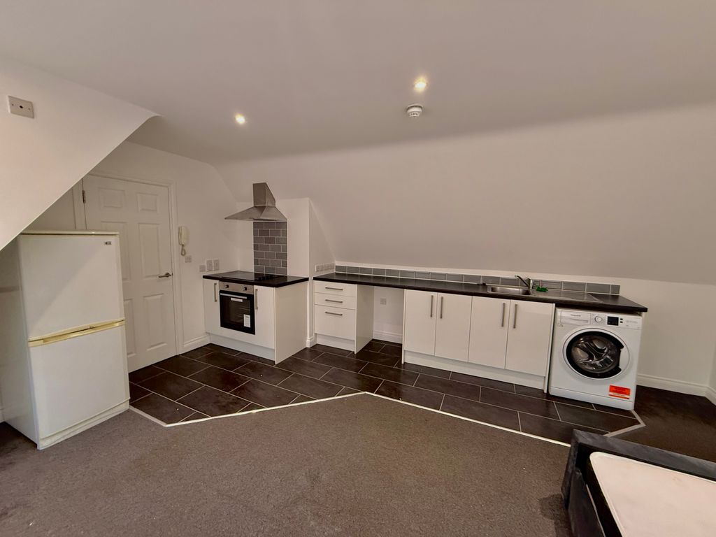 Property photo 2 of 7 Image