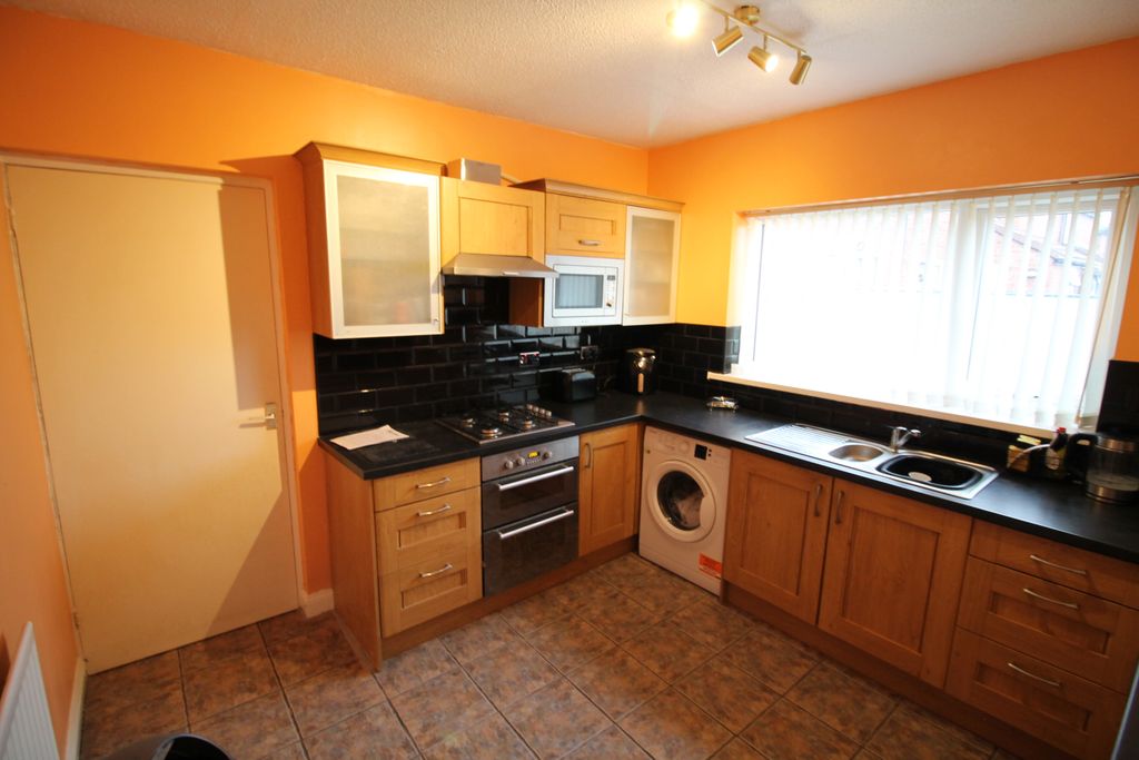 Property photo 3 of 11 Img_9606