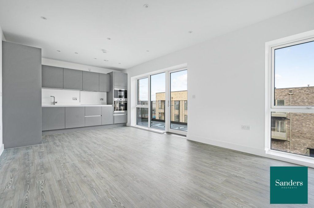 Property photo 2 of 21