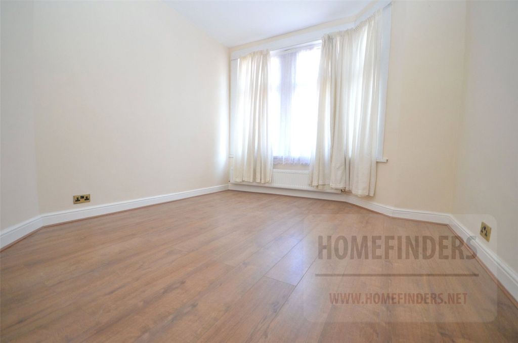 Property photo 2 of 9 Picture No. 02