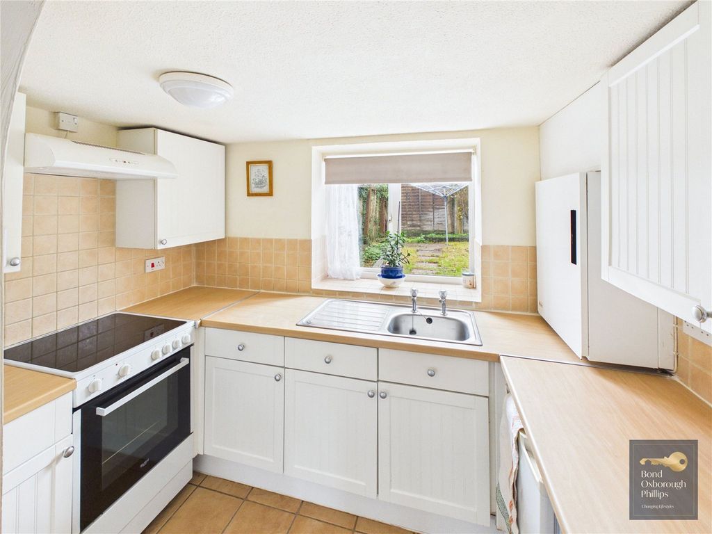 Property photo 2 of 11 Picture No. 19
