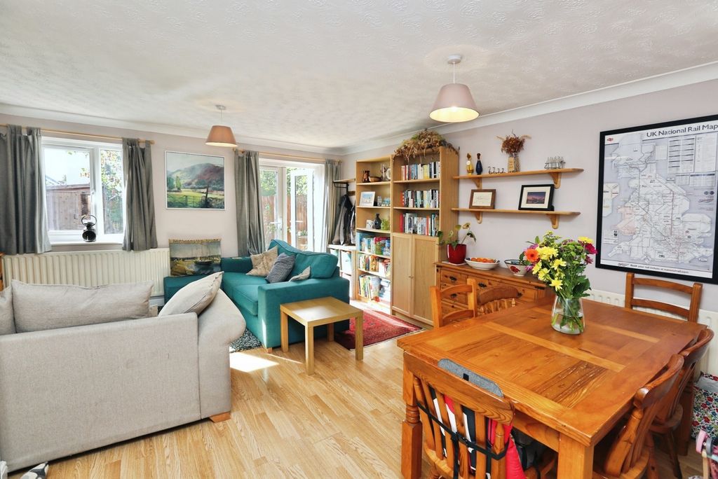 Property photo 2 of 21 Pbox-Img.Jpg