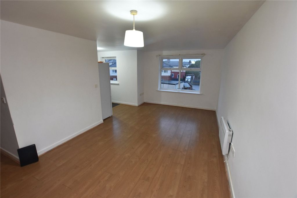 Property photo 2 of 7 Picture No. 02