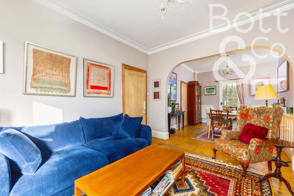 Property photo 3 of 14