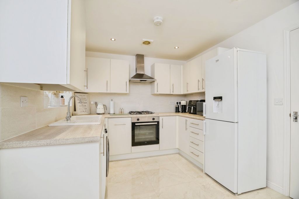 Property photo 3 of 24 Dsc_4752