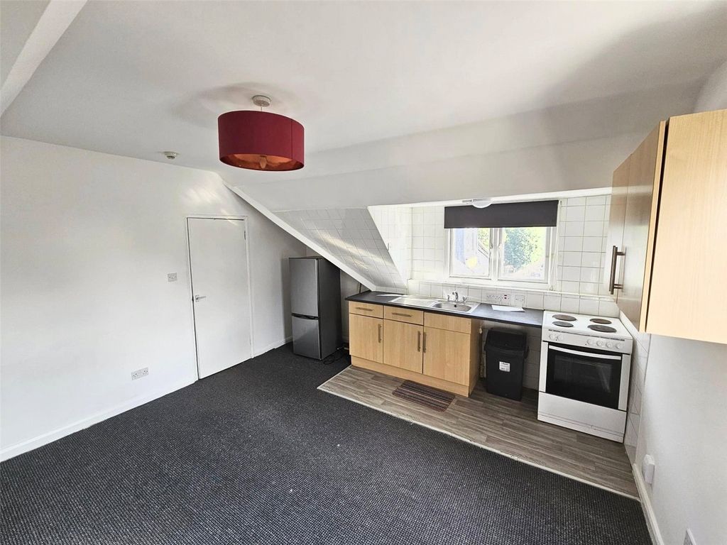 Property photo 1 of 5 Picture No. 05