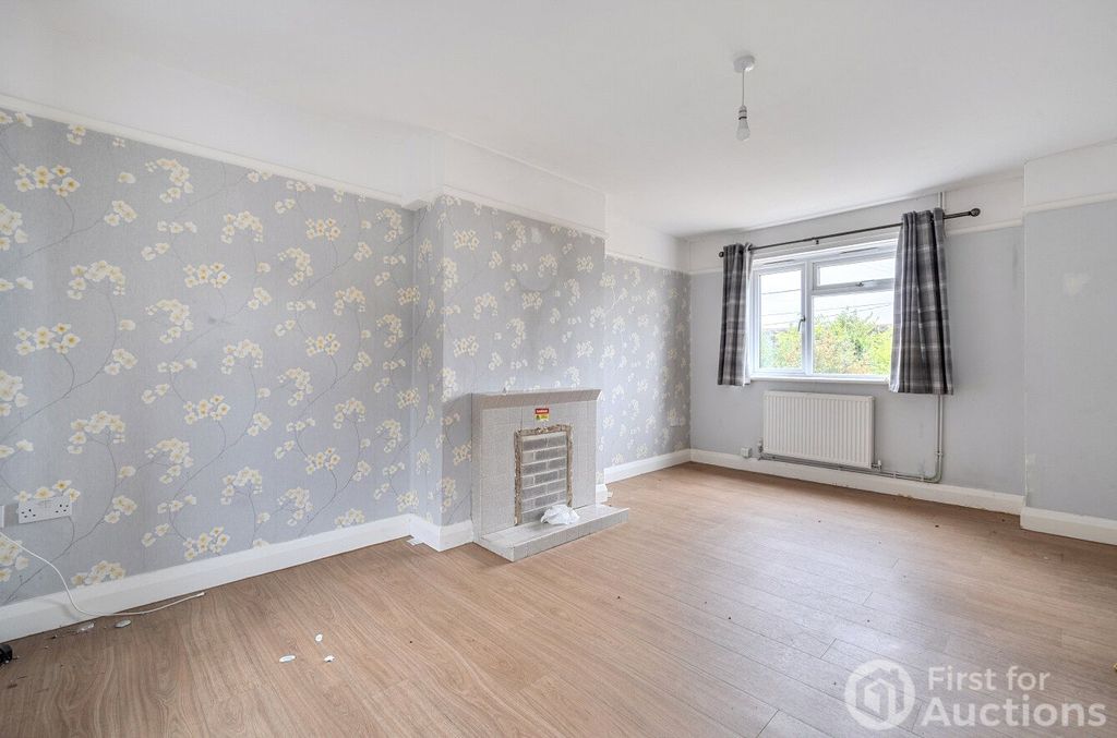 Property photo 2 of 15 2