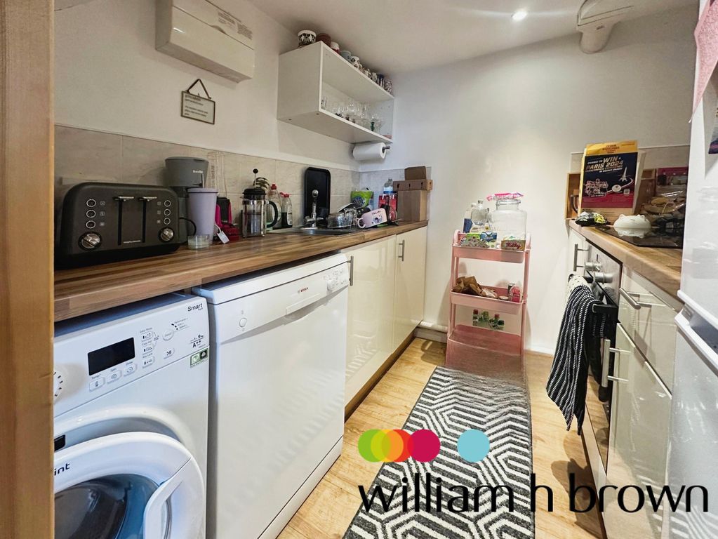 Property photo 3 of 8 View