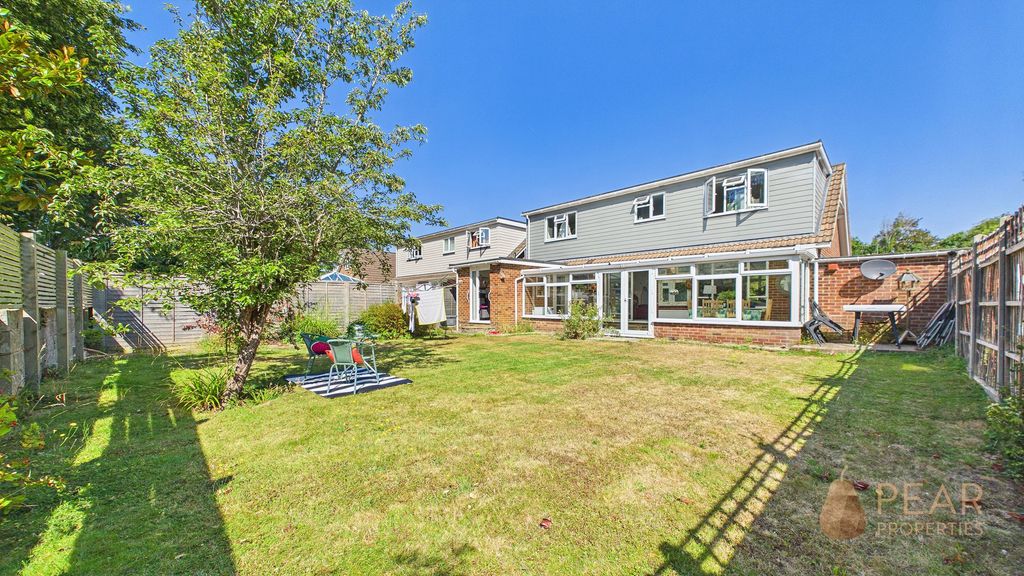 Property photo 2 of 19