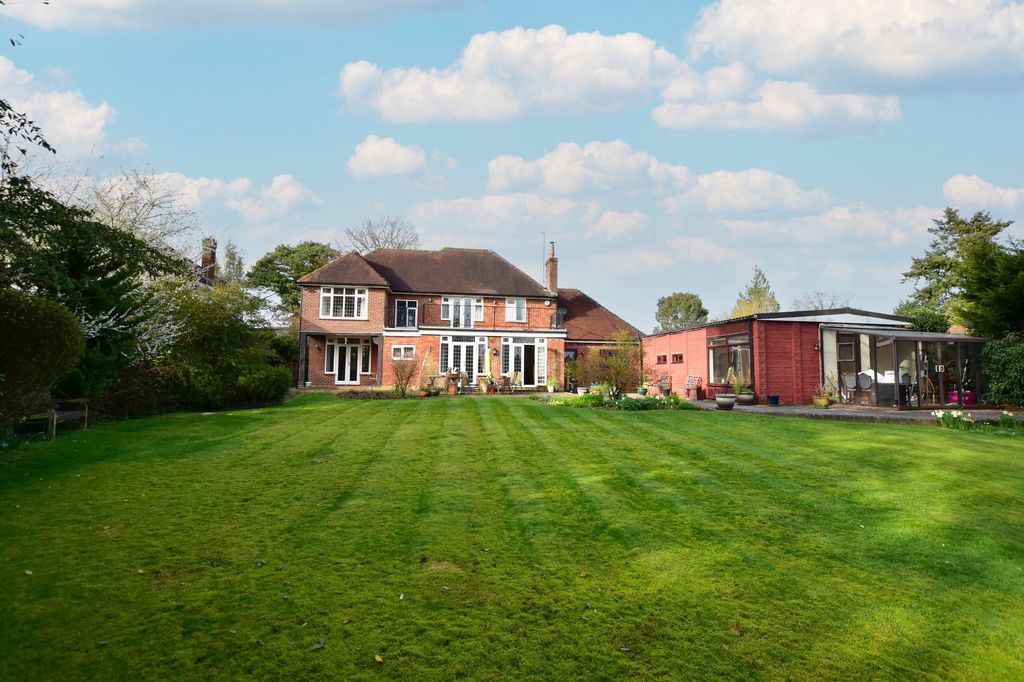 Property photo 3 of 30